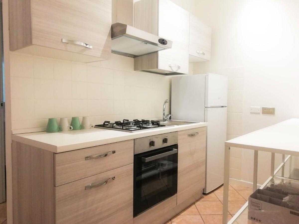 Mistrangelohome 3 - Appartamento In Pieno Centro Савона Экстерьер фото