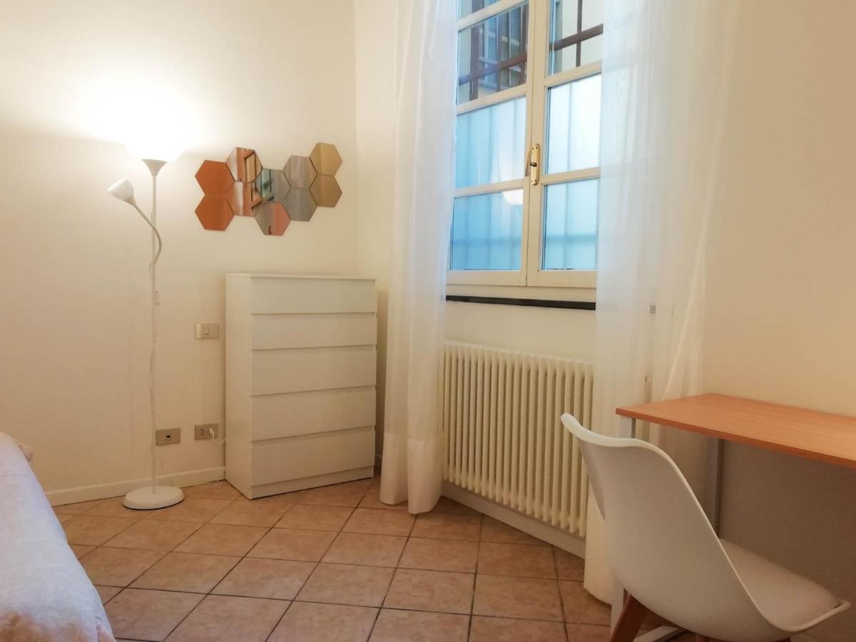Mistrangelohome 3 - Appartamento In Pieno Centro Савона Экстерьер фото