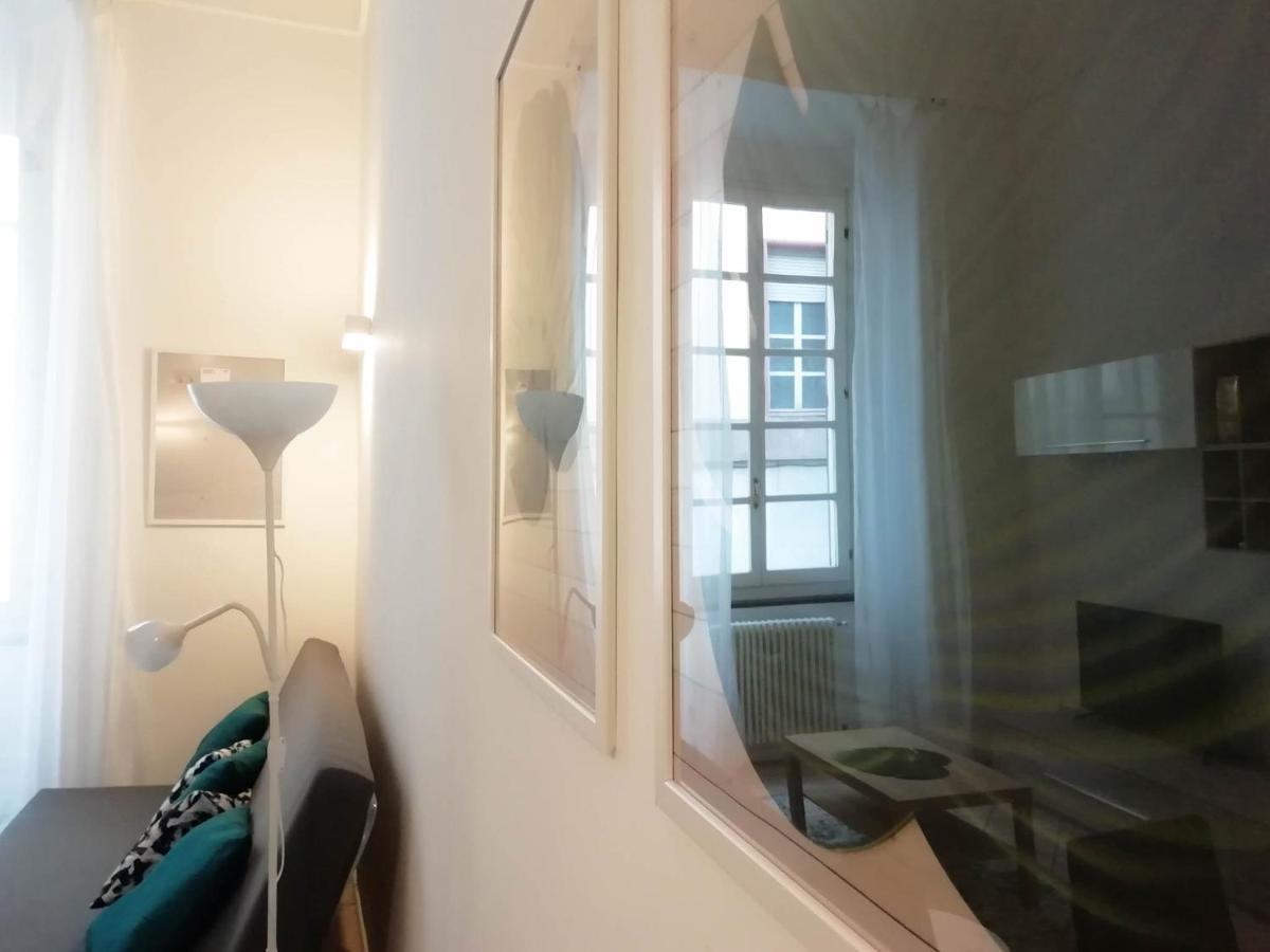 Mistrangelohome 3 - Appartamento In Pieno Centro Савона Экстерьер фото