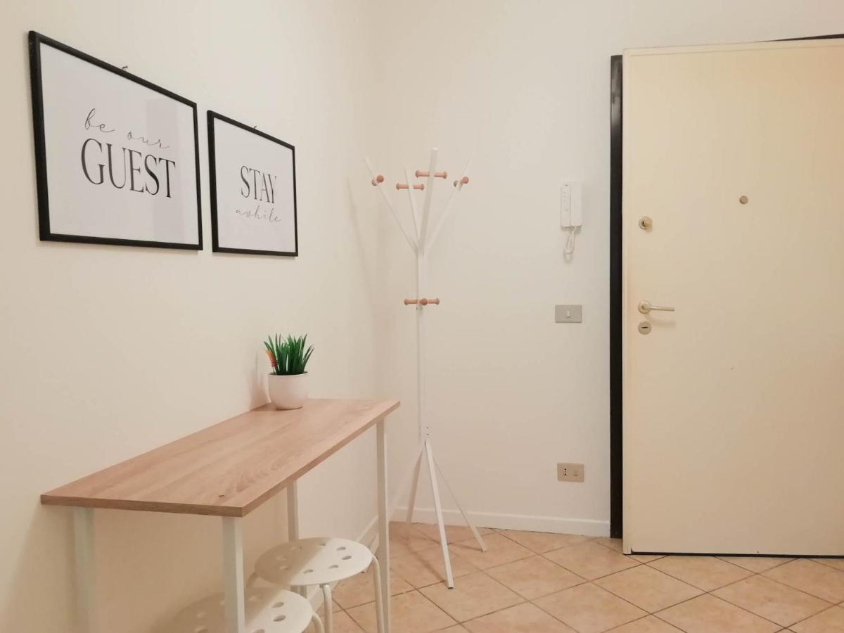 Mistrangelohome 3 - Appartamento In Pieno Centro Савона Экстерьер фото